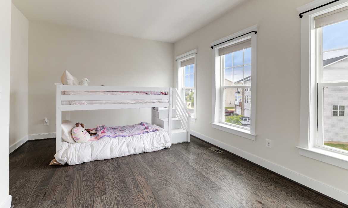 Garrell Group Top Purcellville Realtor 230 Upper Brook Ter web 27