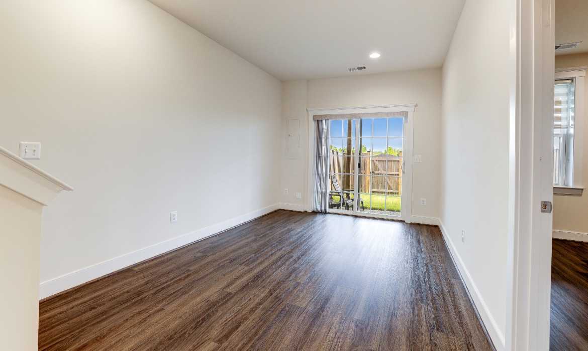 Garrell Group Top Purcellville Realtor 230 Upper Brook Ter web 32