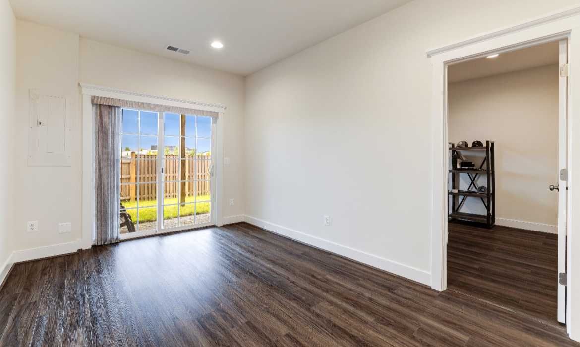 Garrell Group Top Purcellville Realtor 230 Upper Brook Ter web 33