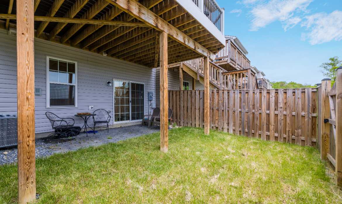 Garrell Group Top Purcellville Realtor 230 Upper Brook Ter web 37