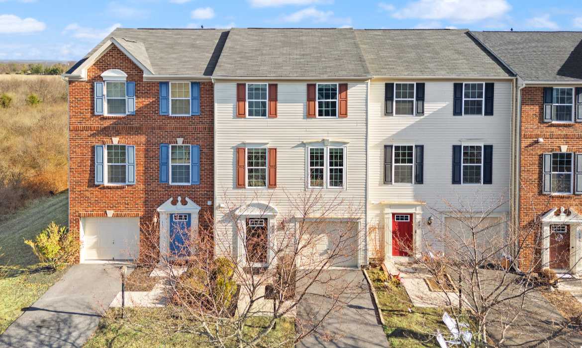 Garrell Group Top Stephenson Realtor 108 Domino Ct web 02