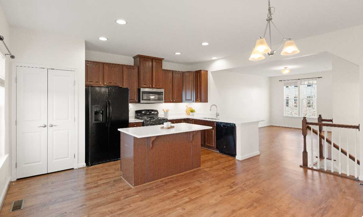 Garrell Group Top Stephenson Realtor 108 Domino Ct web 11