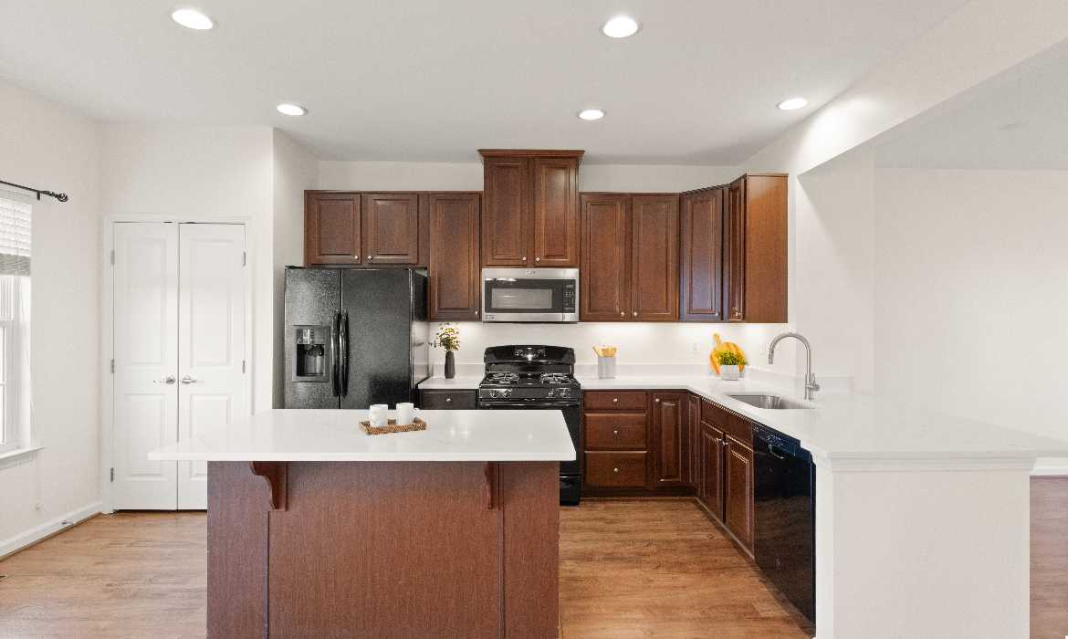 Garrell Group Top Stephenson Realtor 108 Domino Ct web 12