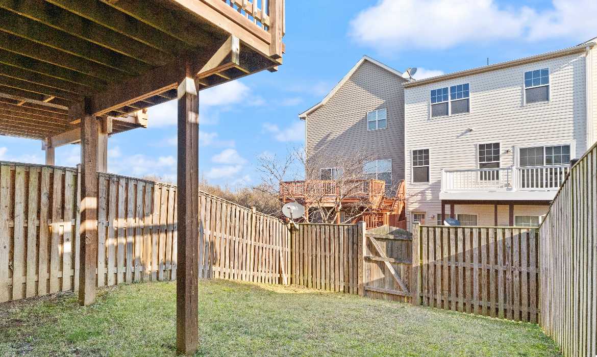 Garrell Group Top Stephenson Realtor 108 Domino Ct web 37