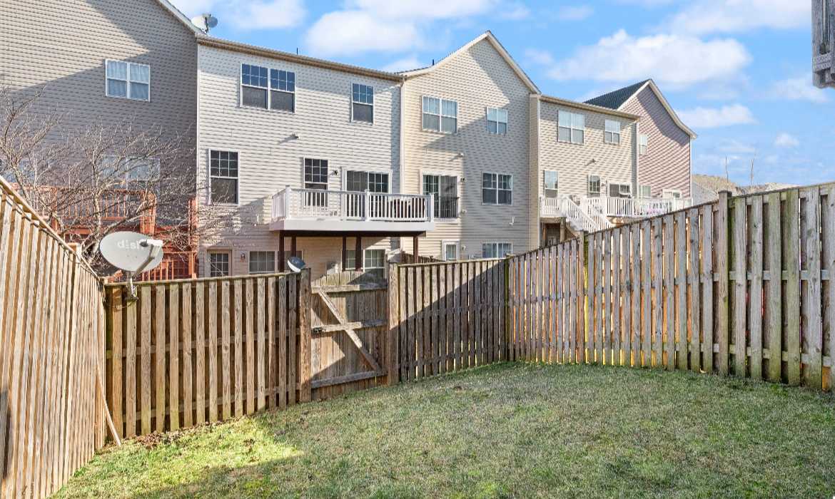 Garrell Group Top Stephenson Realtor 108 Domino Ct web 38