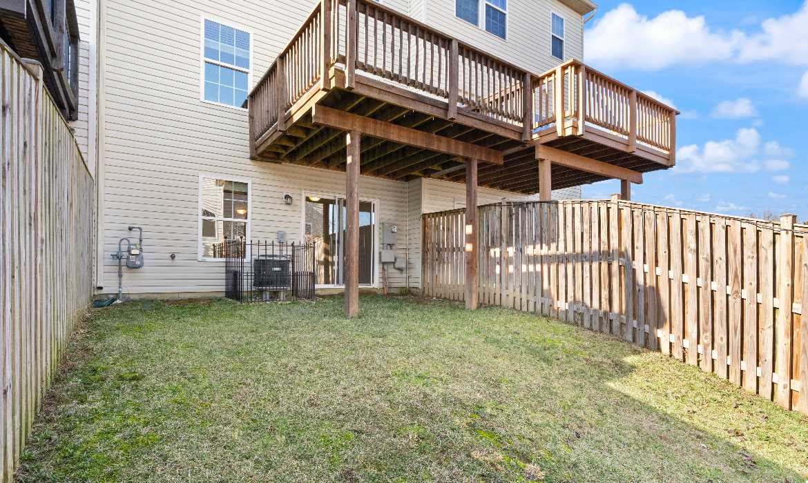 Garrell Group Top Stephenson Realtor 108 Domino Ct web 39