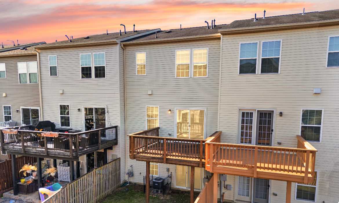 Garrell Group Top Stephenson Realtor 108 Domino Ct web 42