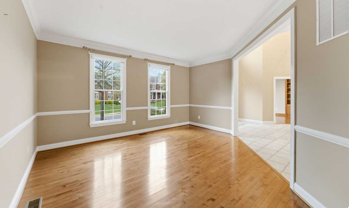 Garrell Group Top Ashburn Realtor 20210 Kiawah Island Dr web 14