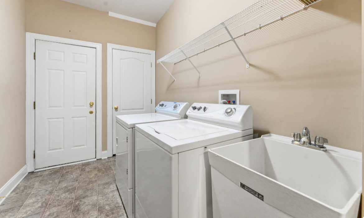 Garrell Group Top Ashburn Realtor 20210 Kiawah Island Dr web 17