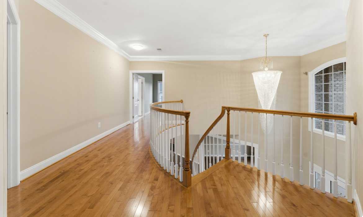 Garrell Group Top Ashburn Realtor 20210 Kiawah Island Dr web 24