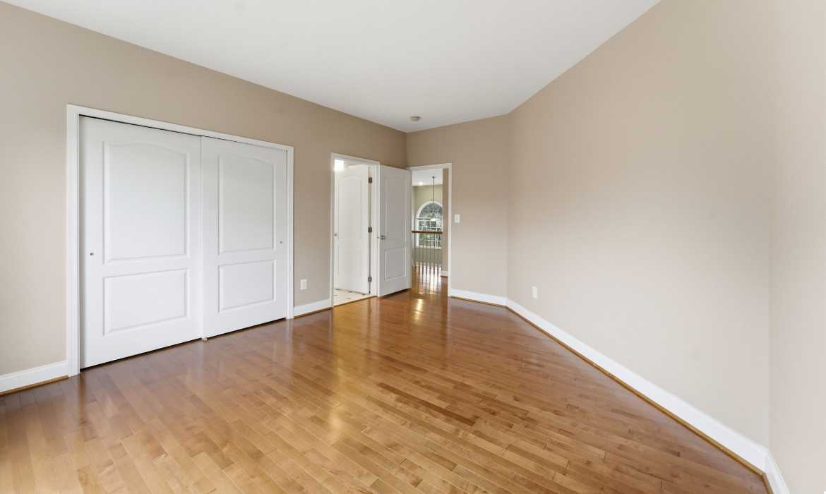 Garrell Group Top Ashburn Realtor 20210 Kiawah Island Dr web 27