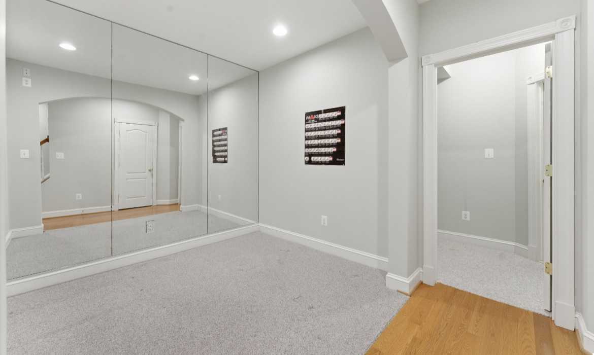 Garrell Group Top Ashburn Realtor 20210 Kiawah Island Dr web 40