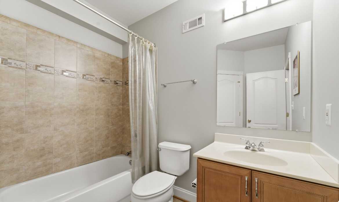 Garrell Group Top Ashburn Realtor 20210 Kiawah Island Dr web 41