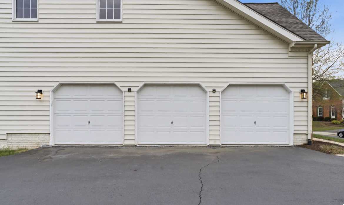 Garrell Group Top Ashburn Realtor 20210 Kiawah Island Dr web 44