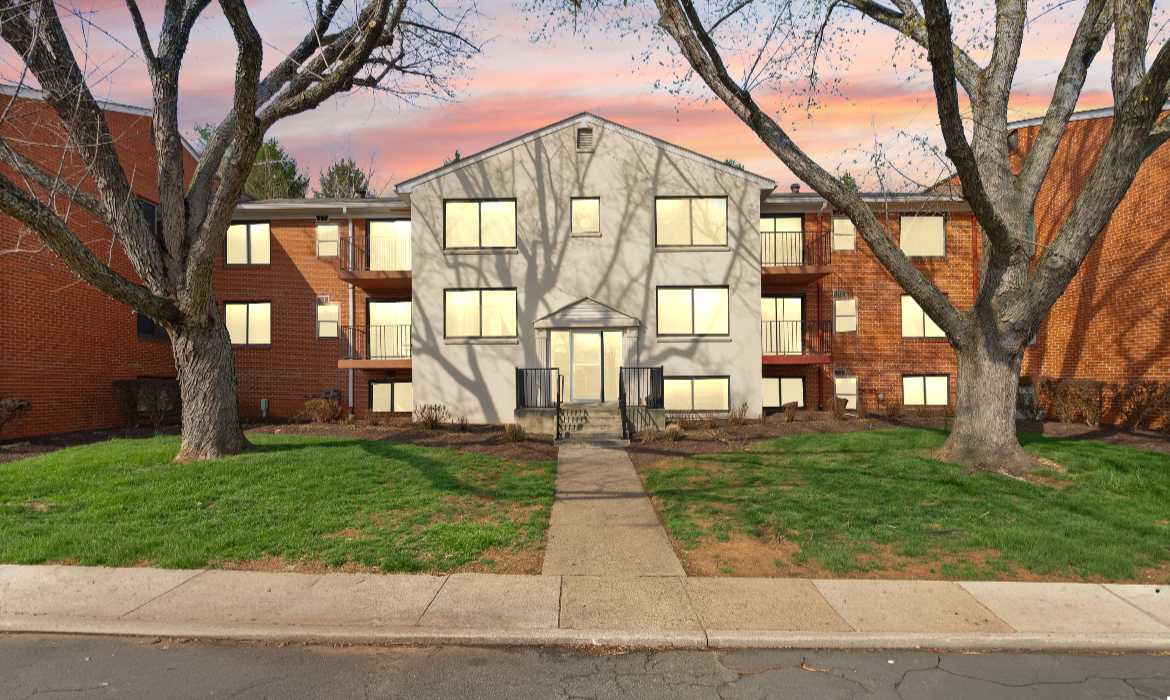 Garrell Group Top Leesburg Realtor 125 K Clubhouse Dr SW 11 web 01