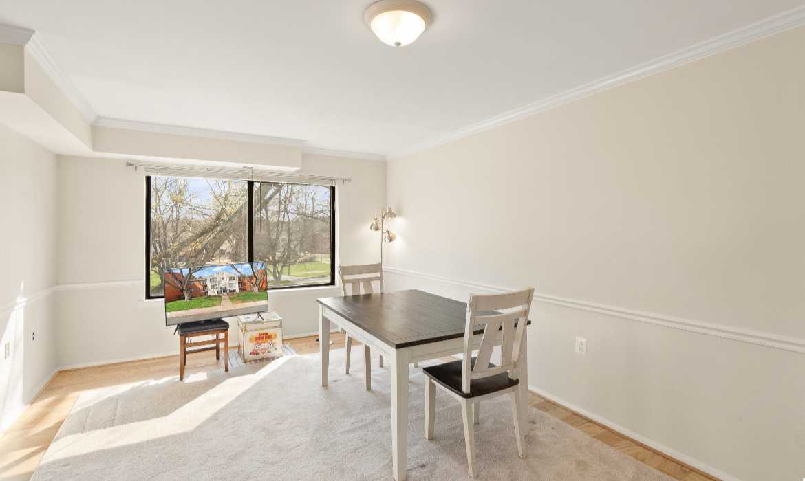 Garrell Group Top Leesburg Realtor 125 K Clubhouse Dr SW 11 web 09