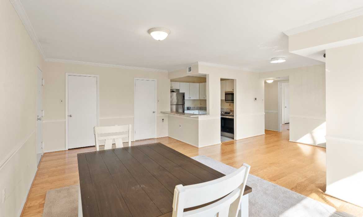 Garrell Group Top Leesburg Realtor 125 K Clubhouse Dr SW 11 web 11