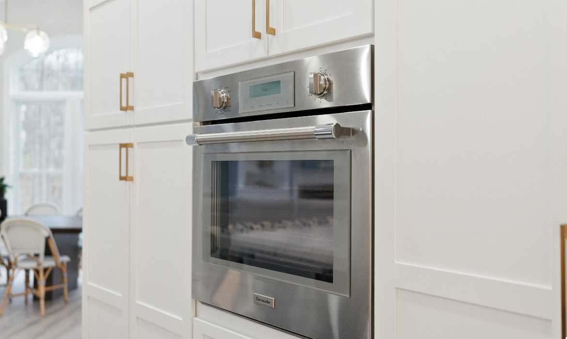 Garrell Group Top Leesburg Realtor 18911 Shropshire Ct web 15