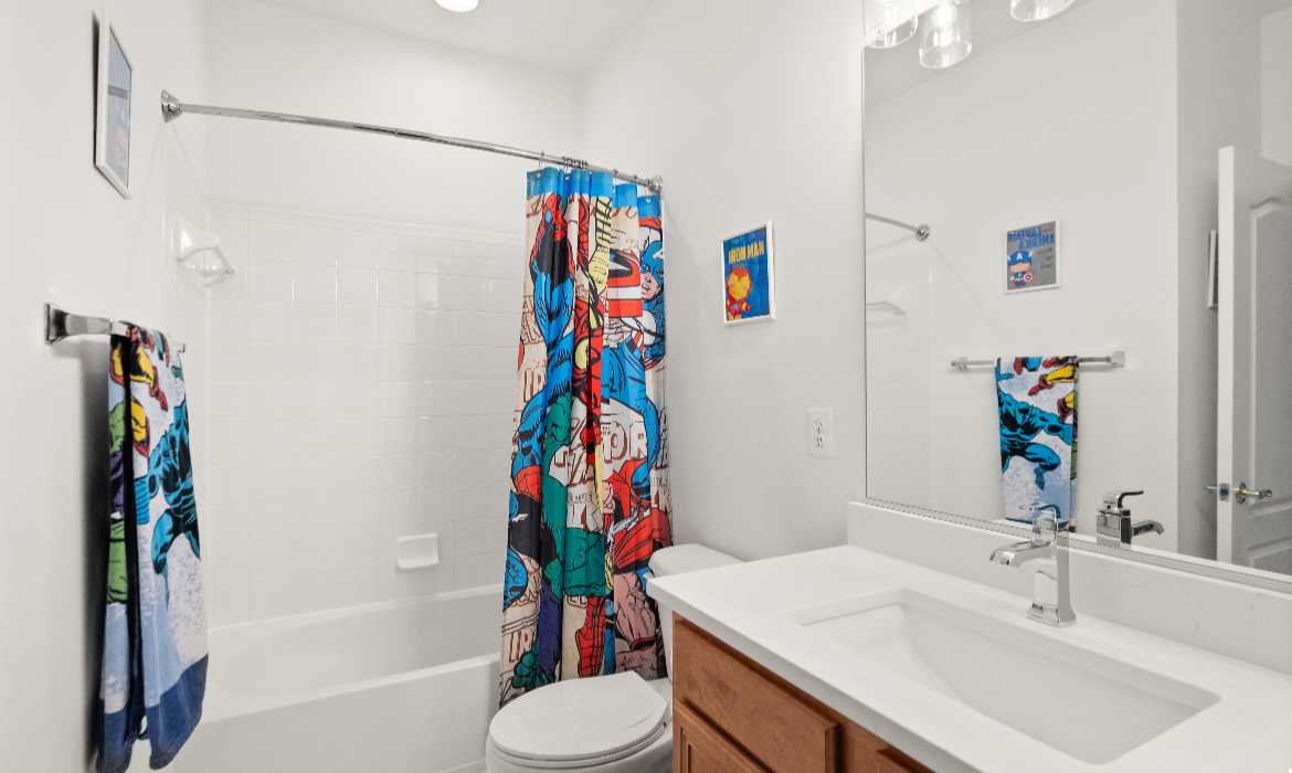 Garrell Group Top Leesburg Realtor 18911 Shropshire Ct web 30