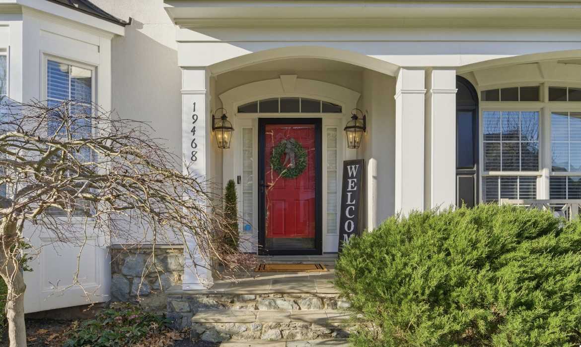 Garrell Group Top Leesburg Realtor 19468 Mill Dam Pl web 02