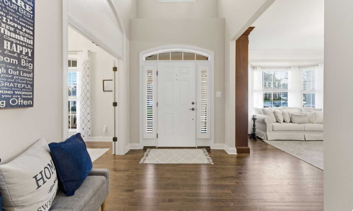 Garrell Group Top Leesburg Realtor 19468 Mill Dam Pl web 04