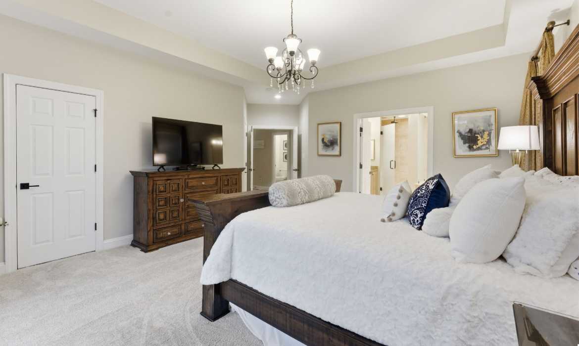 Garrell Group Top Leesburg Realtor 19468 Mill Dam Pl web 14