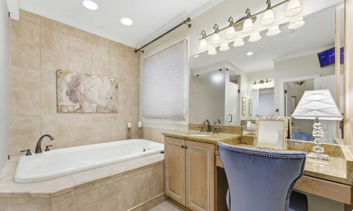 Garrell Group Top Leesburg Realtor 19468 Mill Dam Pl web 15