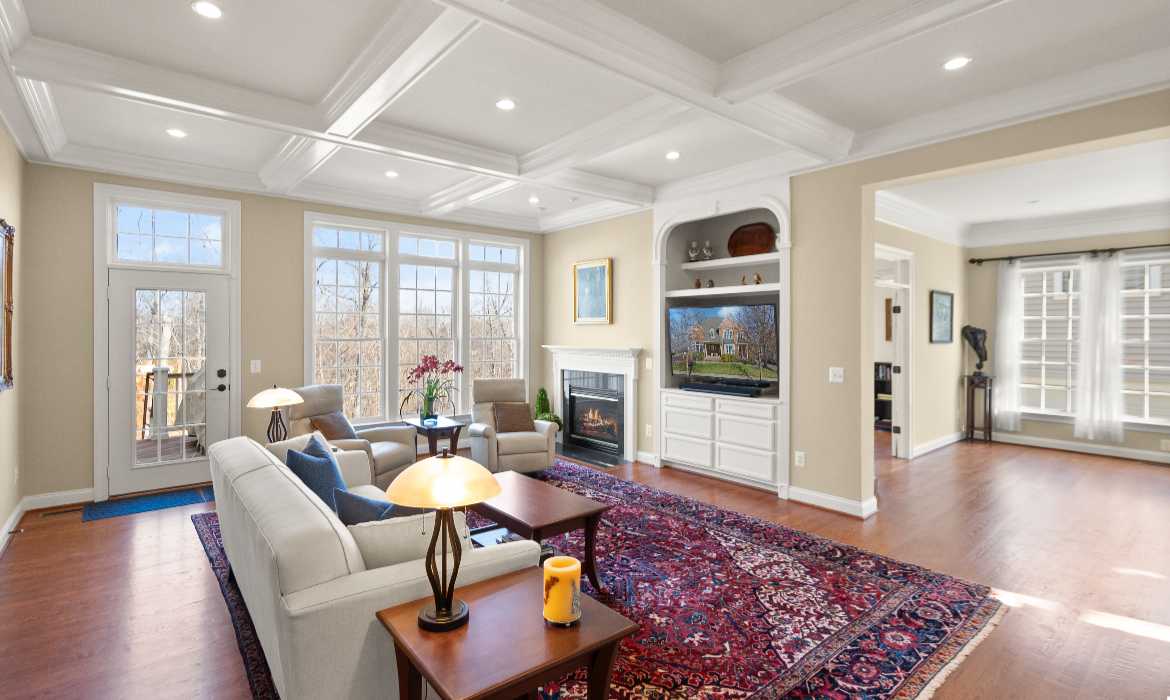 Garrell Group Top Leesburg Realtor 43466 Squirrel Ridge Pl web 09