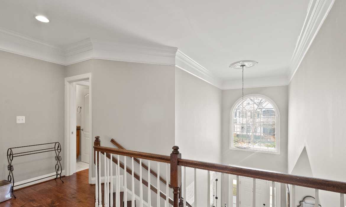 Garrell Group Top Leesburg Realtor 43941 Riverpoint Dr web 18