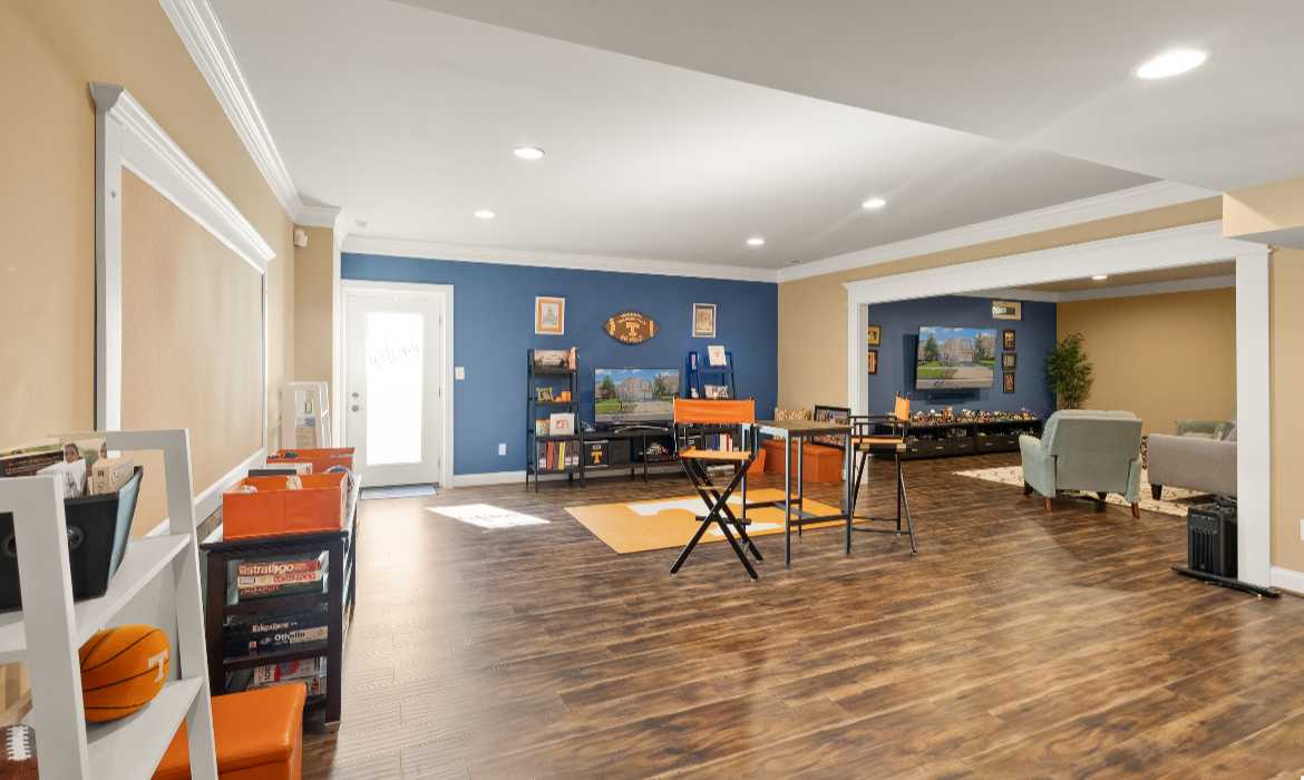 Garrell Group Top Leesburg Realtor 43941 Riverpoint Dr web 37