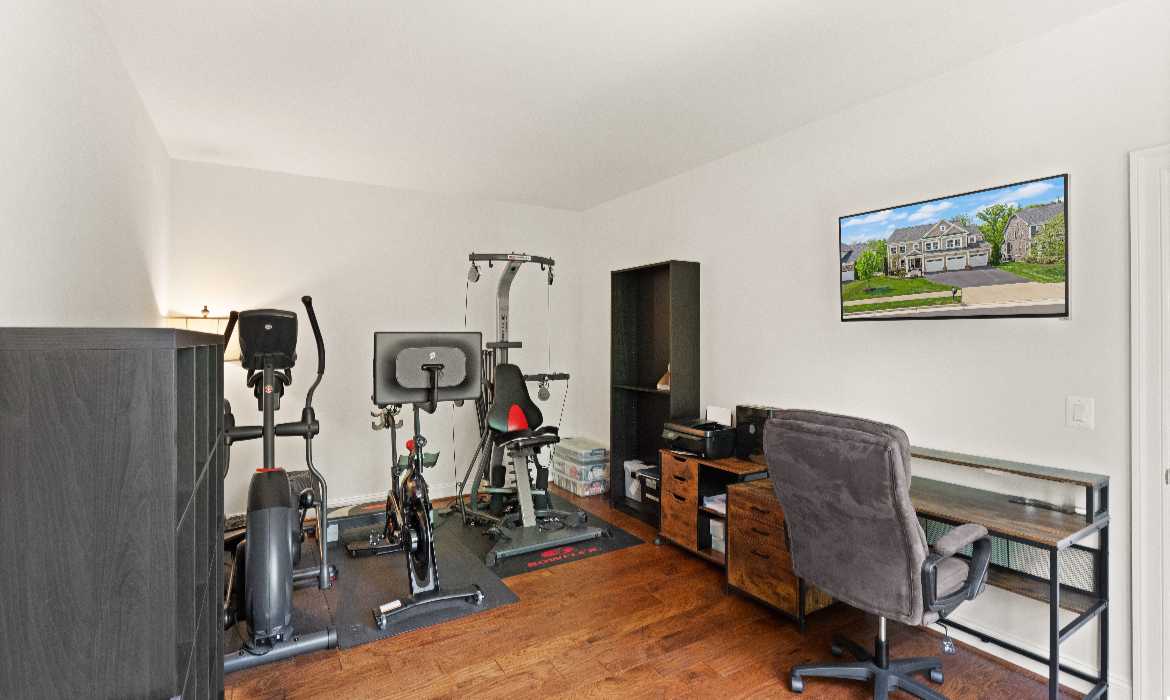 Garrell Group Top Aldie Realtor 40865 Glenpane Way web 21