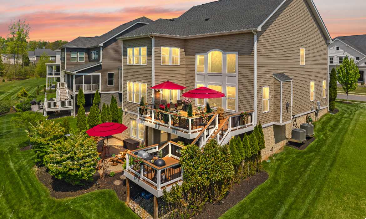 Garrell Group Top Aldie Realtor 40865 Glenpane Way web 35