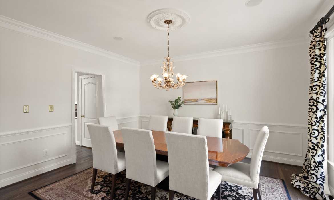 Garrell Group Top Ashburn Realtor 19944 Interlachen Cir web 06