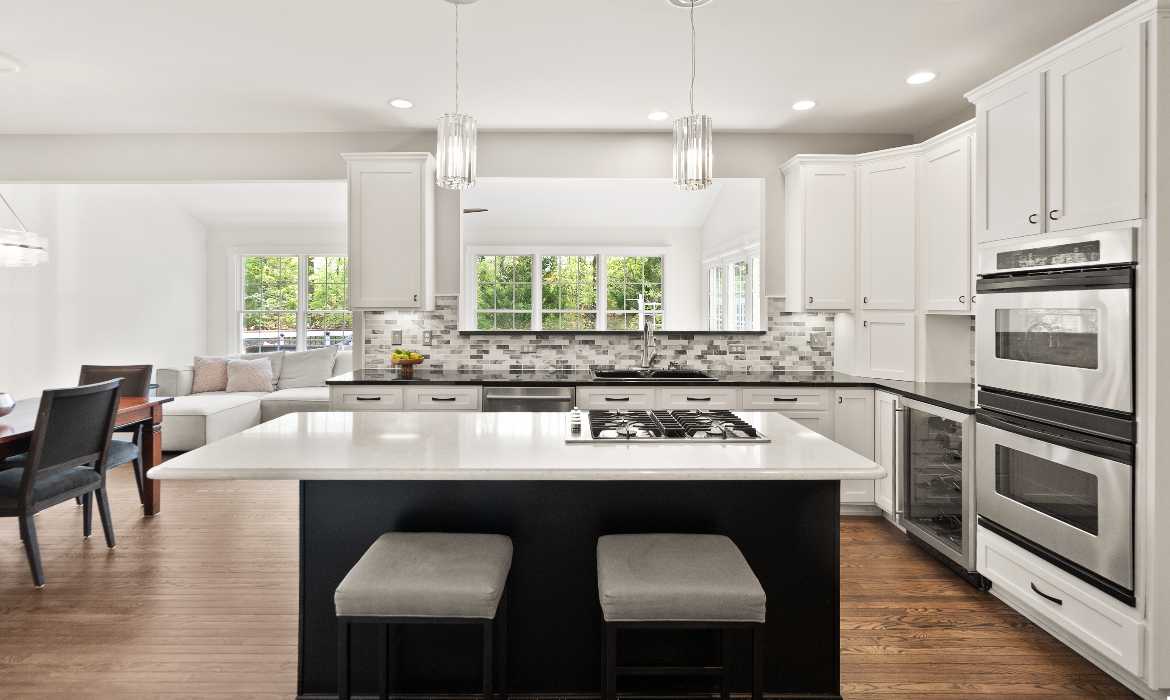 Garrell Group Top Ashburn Realtor 19944 Interlachen Cir web 09