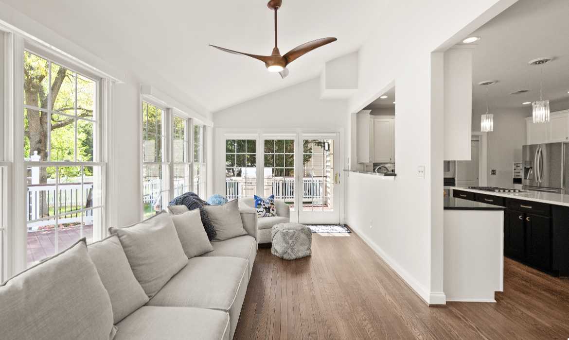 Garrell Group Top Ashburn Realtor 19944 Interlachen Cir web 14