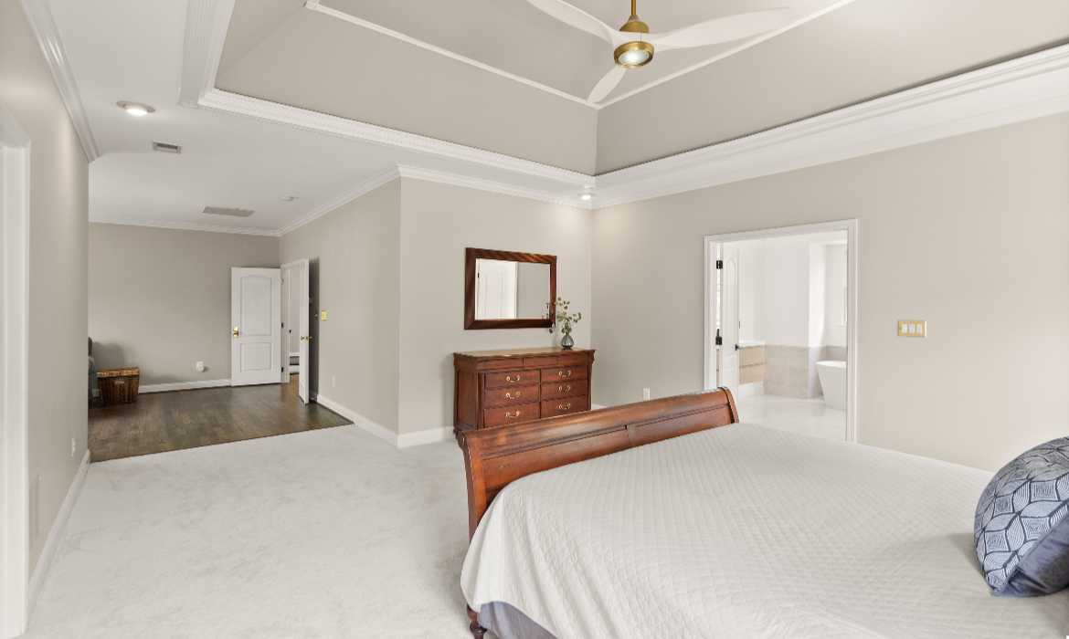 Garrell Group Top Ashburn Realtor 19944 Interlachen Cir web 21