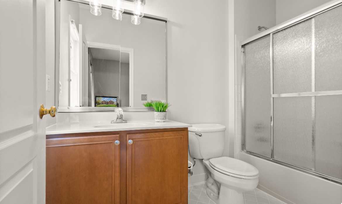 Garrell Group Top Ashburn Realtor 19944 Interlachen Cir web 25