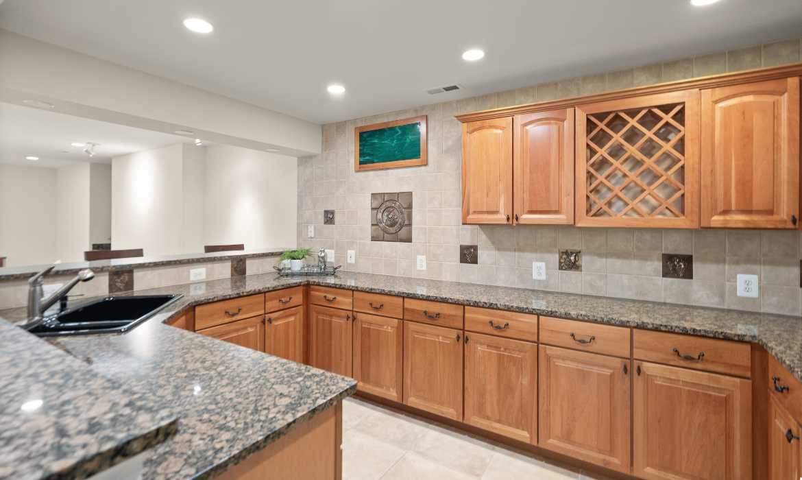 Garrell Group Top Ashburn Realtor 19944 Interlachen Cir web 30