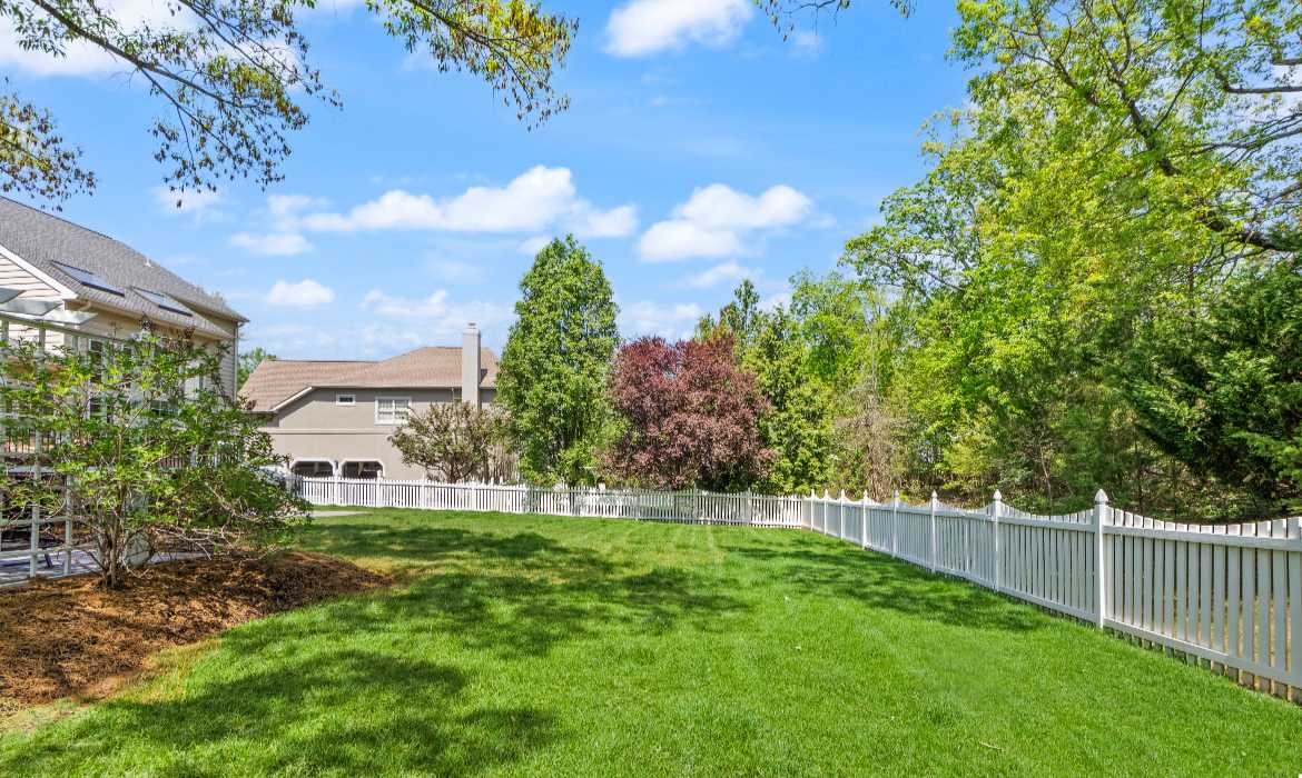 Garrell Group Top Ashburn Realtor 19944 Interlachen Cir web 40