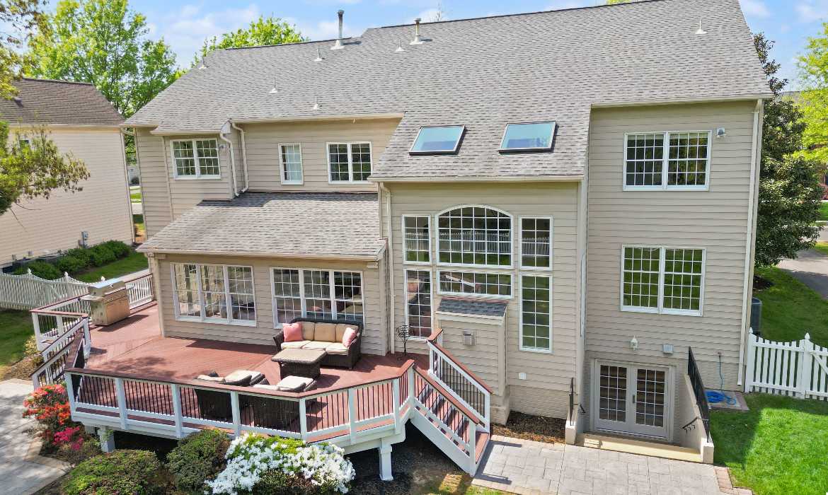 Garrell Group Top Ashburn Realtor 19944 Interlachen Cir web 41