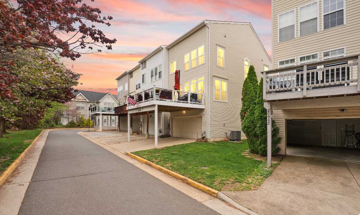 Garrell Group Top Ashburn Realtor 20980 Kittanning Ln web 03