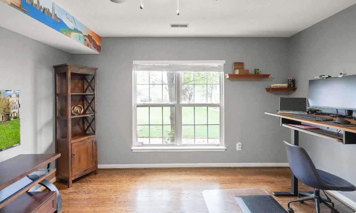 Garrell Group Top Ashburn Realtor 20980 Kittanning Ln web 07