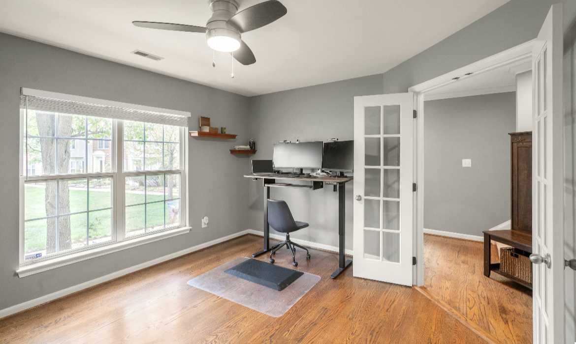 Garrell Group Top Ashburn Realtor 20980 Kittanning Ln web 09