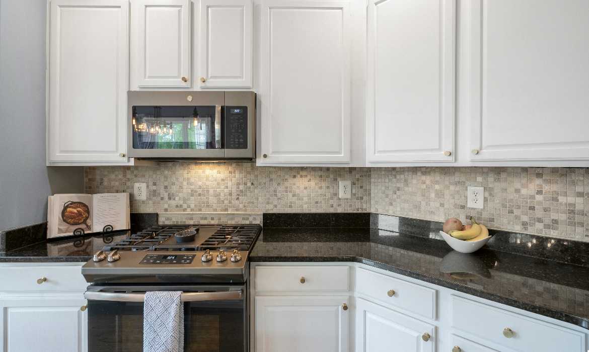 Garrell Group Top Ashburn Realtor 20980 Kittanning Ln web 19