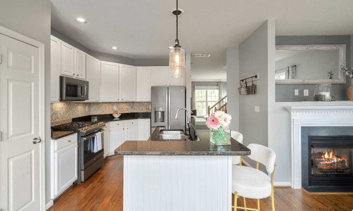 Garrell Group Top Ashburn Realtor 20980 Kittanning Ln web 20