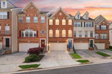 1180 Cambria Ter NE