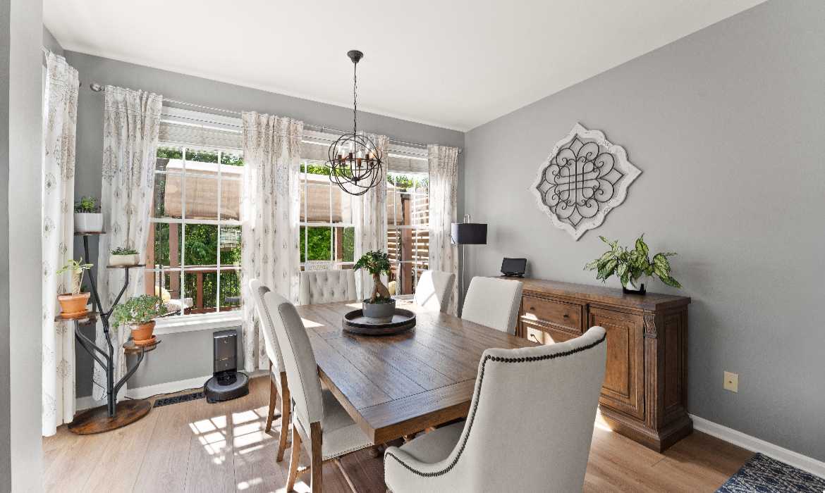 Garrell Group Top Leesburg Realtor 1180 Cambria Ter NE web 19