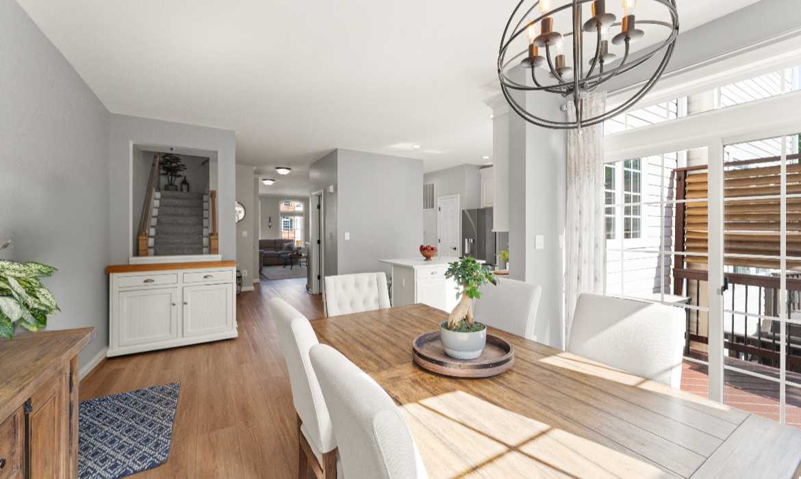 Garrell Group Top Leesburg Realtor 1180 Cambria Ter NE web 20