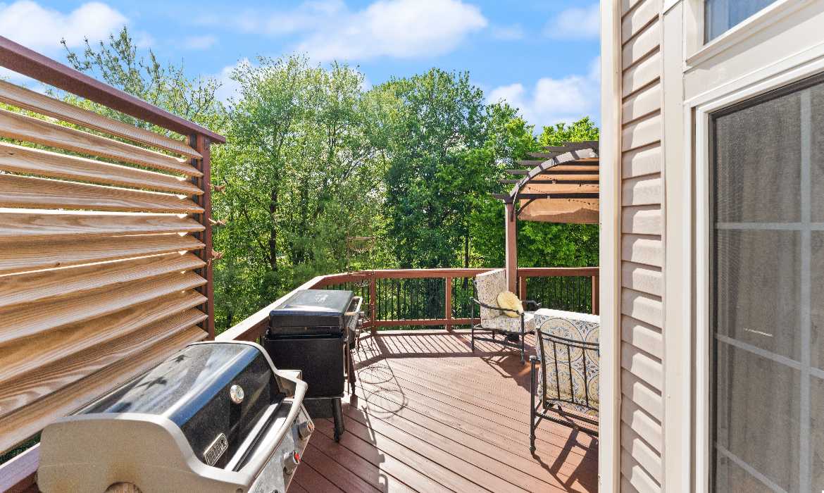 Garrell Group Top Leesburg Realtor 1180 Cambria Ter NE web 21
