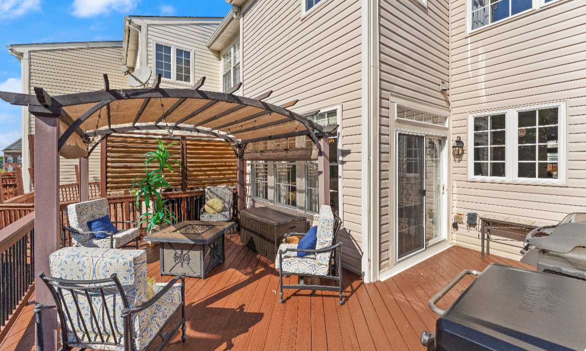 Garrell Group Top Leesburg Realtor 1180 Cambria Ter NE web 22